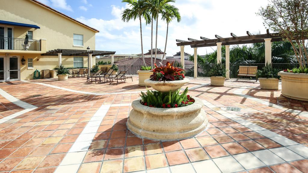 Pelicanstay In Coral Gables Miami Buitenkant foto