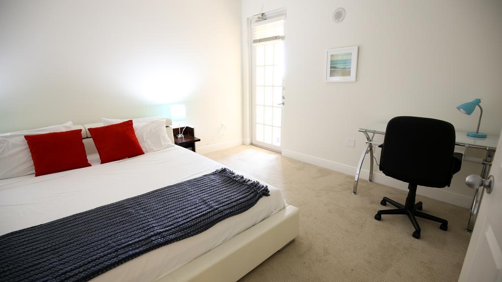 Pelicanstay In Coral Gables Miami Buitenkant foto