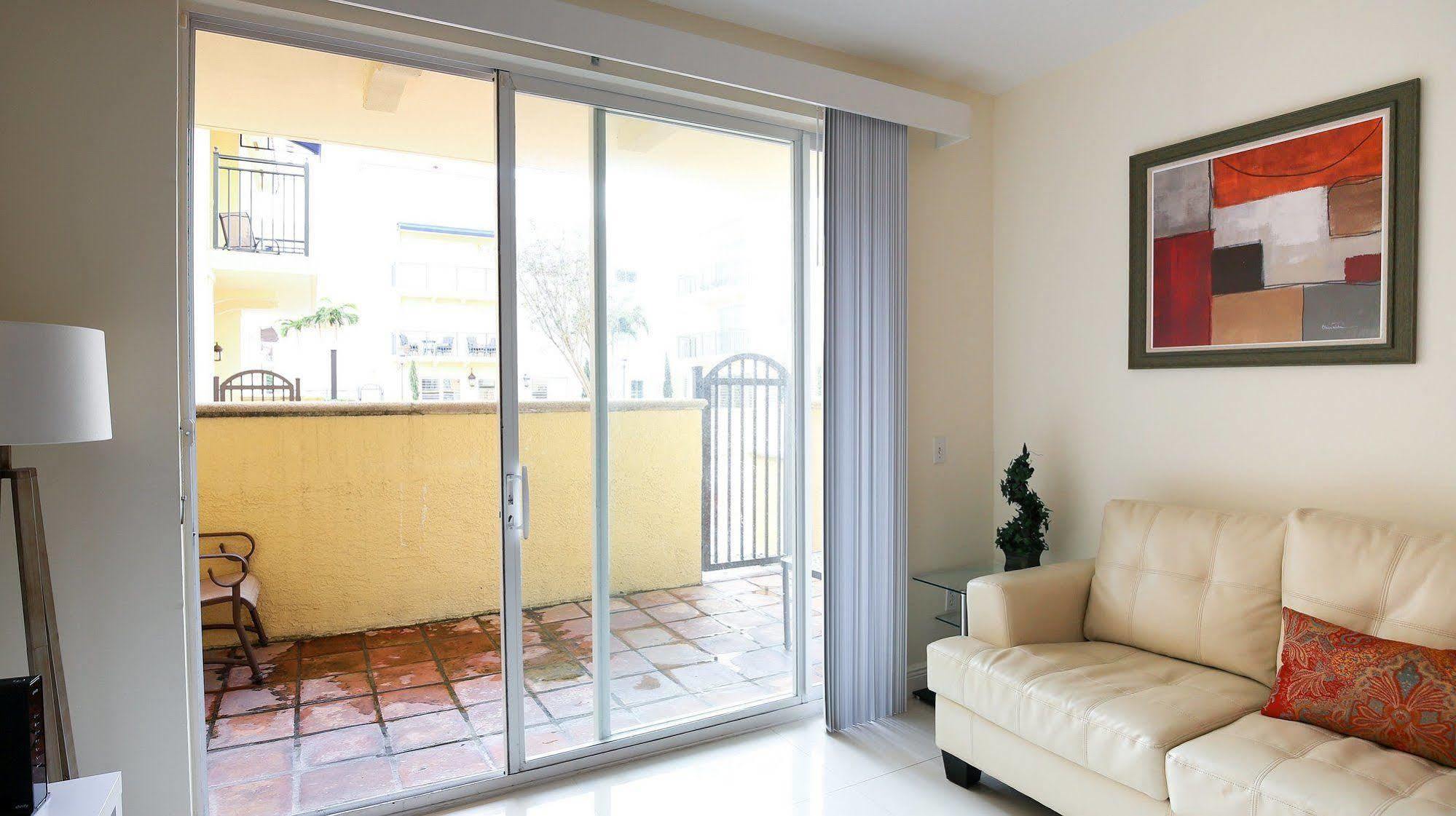Pelicanstay In Coral Gables Miami Buitenkant foto