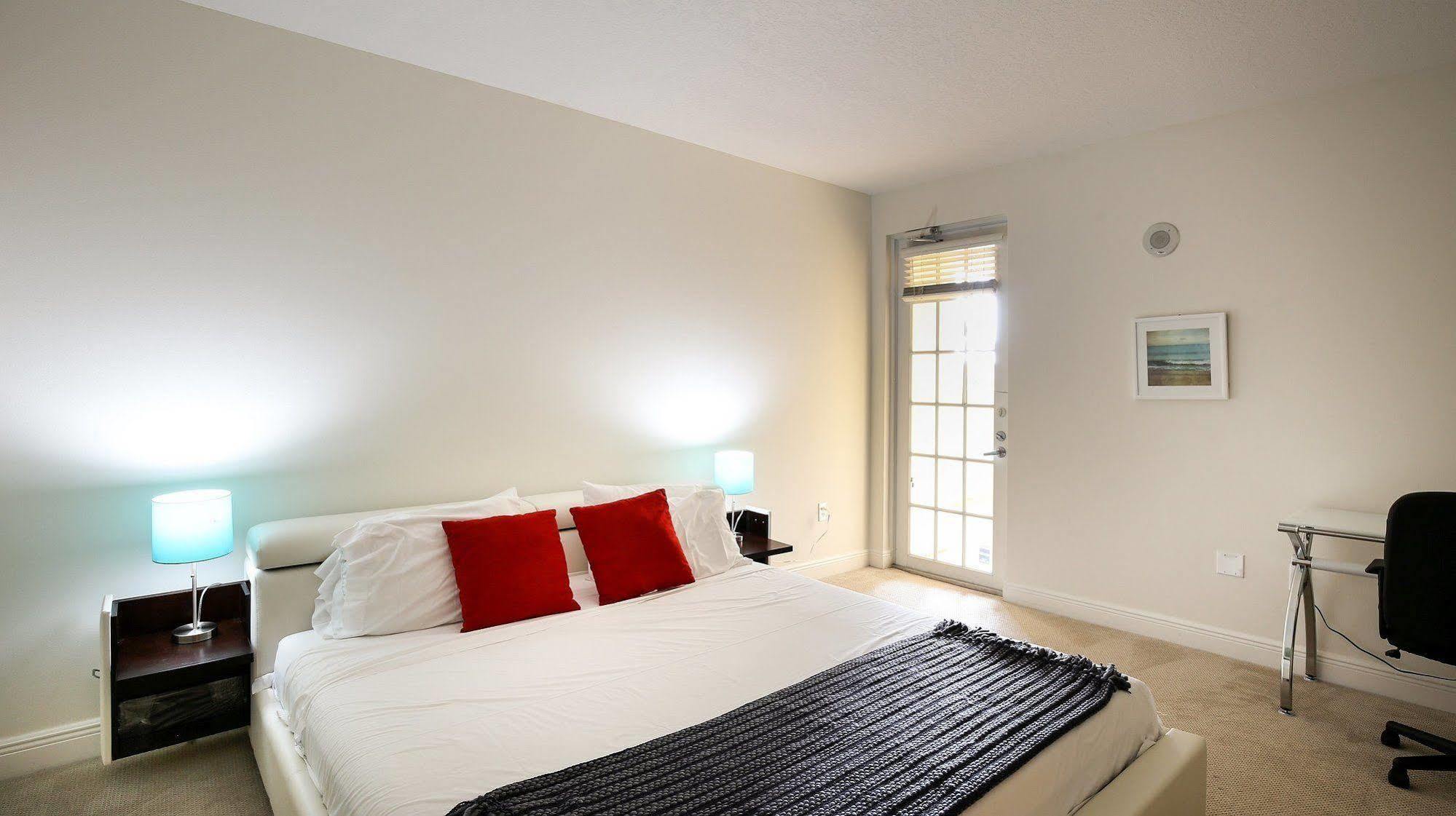 Pelicanstay In Coral Gables Miami Buitenkant foto