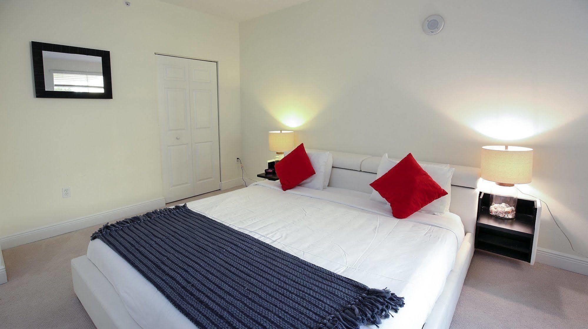 Pelicanstay In Coral Gables Miami Buitenkant foto