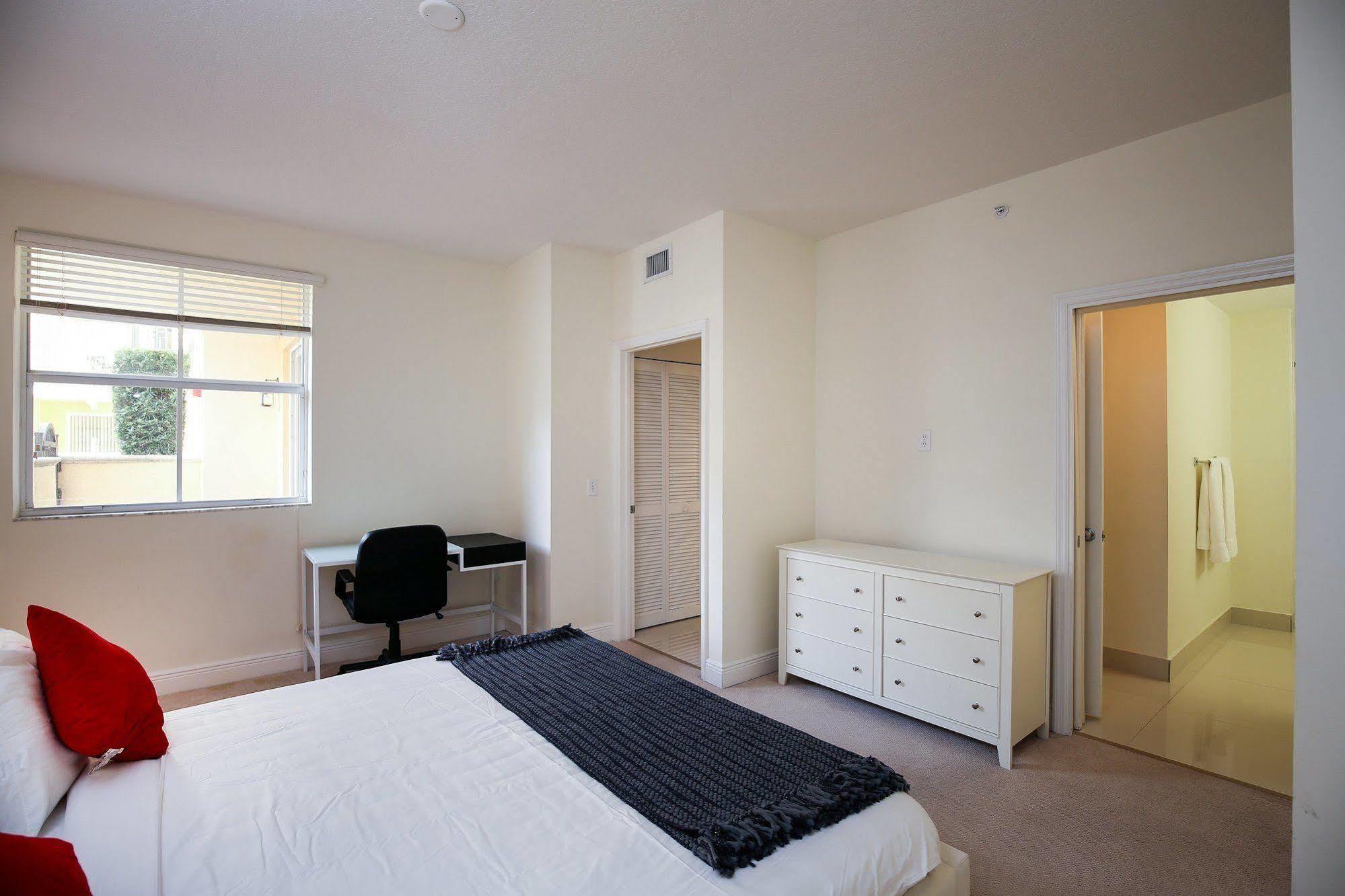 Pelicanstay In Coral Gables Miami Buitenkant foto