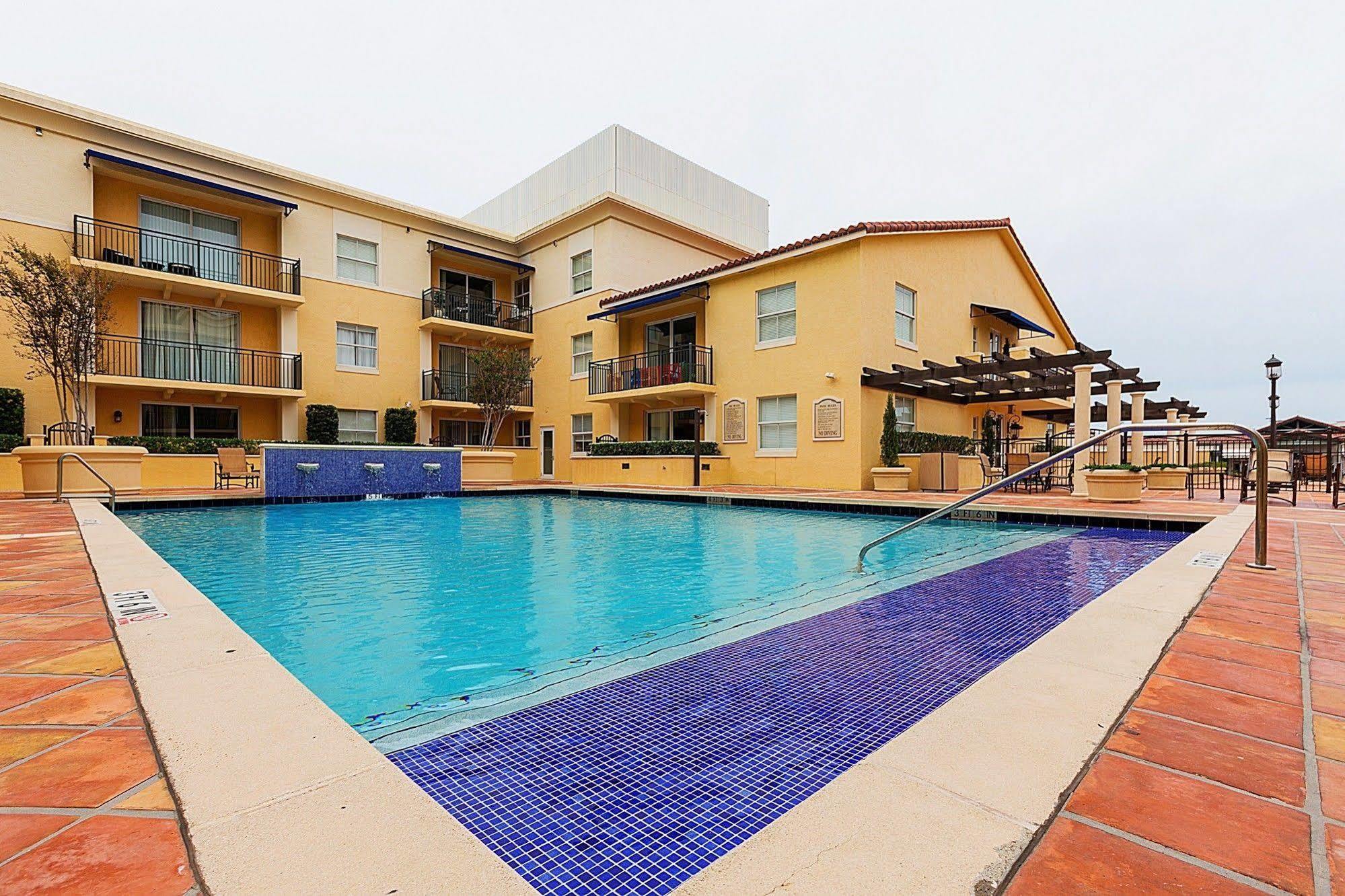 Pelicanstay In Coral Gables Miami Buitenkant foto